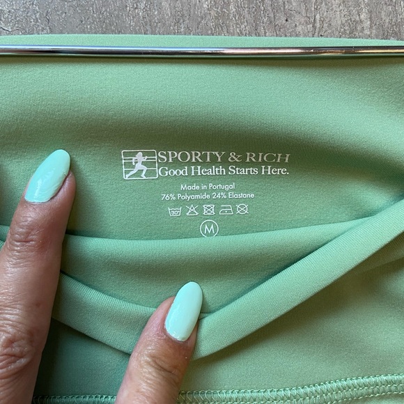 Sporty & Rich pistachio biker shorts - Picture 5 of 5